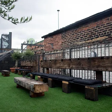 Blayds Yard *
