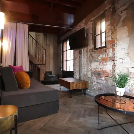 Blayds Yard Holiday home
